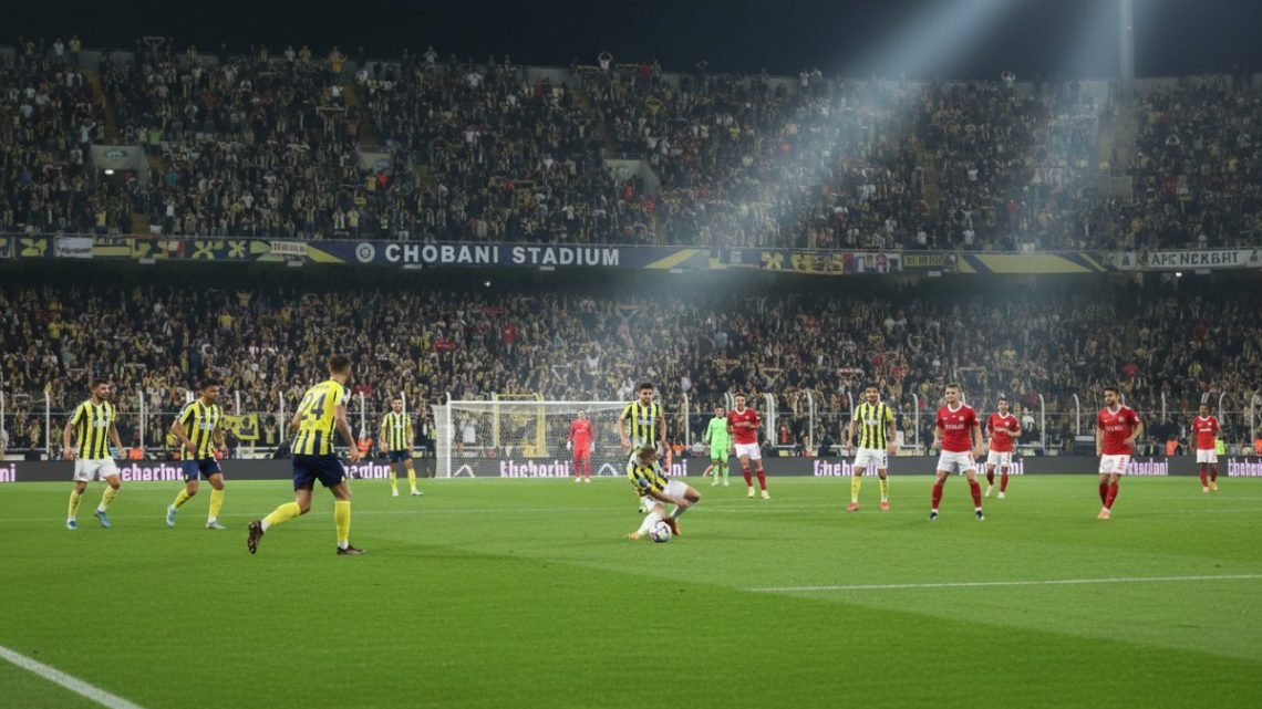 Avrupa’da Kritik Gece: Fenerbahçe’nin Nottingham Forest Sınavı